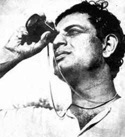 satyajit ray.jpg